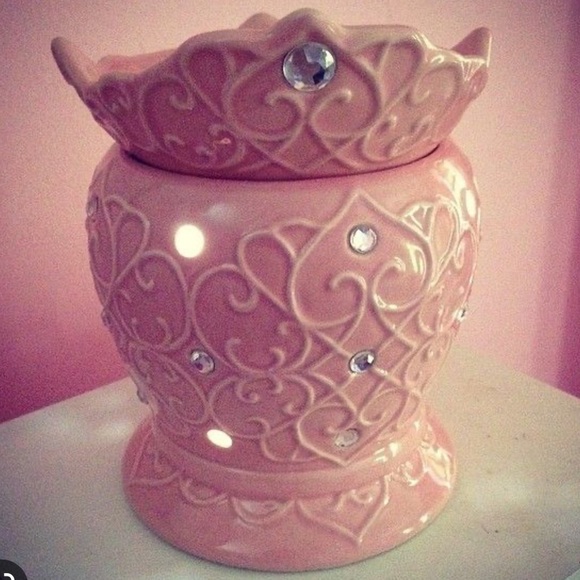 Scentsy Other - Tiara Scentsy full size warmer new in box